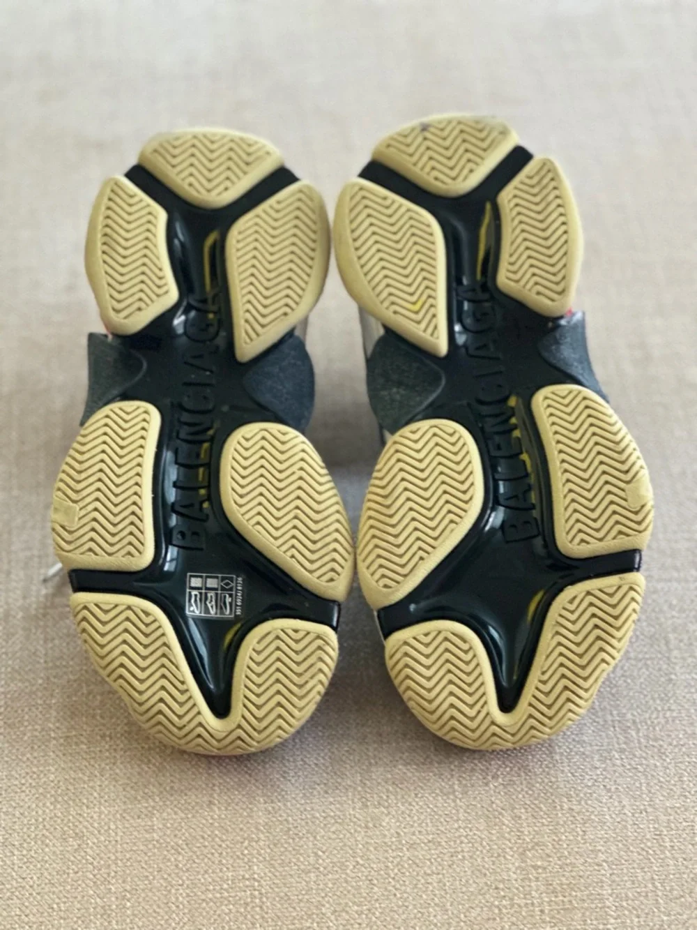 Balenciaga x Gucci Hacker Project Track Sneakers Size 35 Logo Authentic - Picture 6 of 6